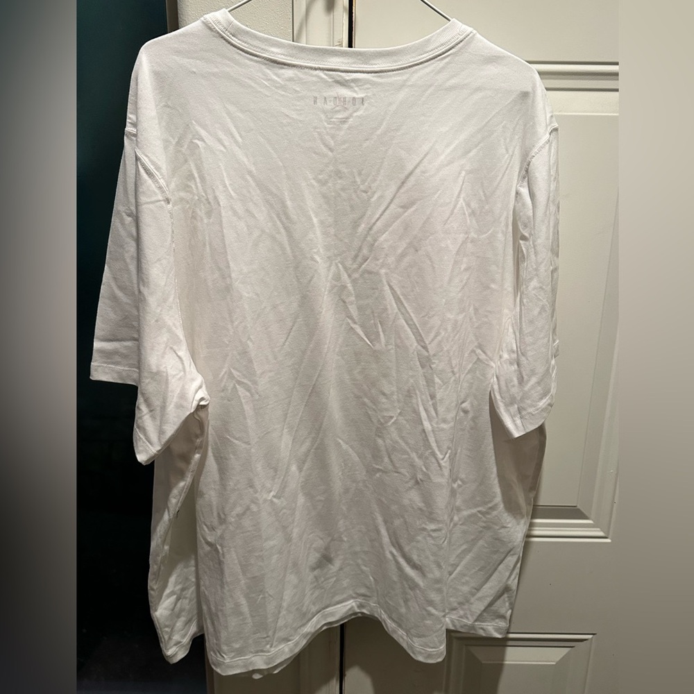 Jordan Essentials Short-Sleeve Boxy T-Shirt White DM5031-100 - Picture 2 of 6